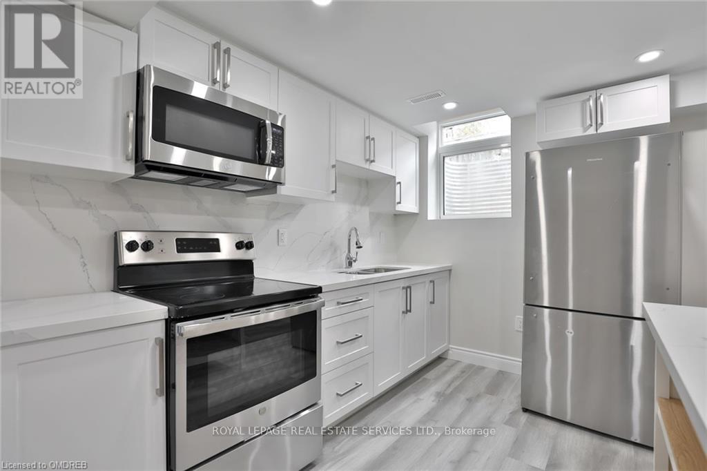 












LOWER - 277 MISSISSAGA STREET

,
Oakville,




Ontario
L6L6J8

