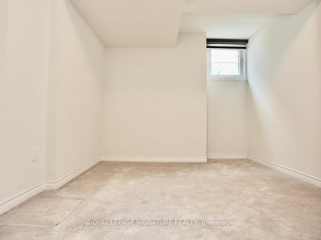 









39


Drewry

Avenue, Th27,
Toronto,




ON
M2M 0B4

