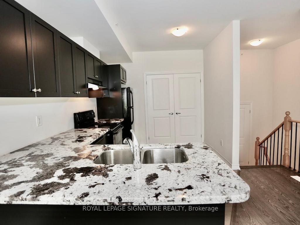 









39


Drewry

Avenue, Th27,
Toronto,




ON
M2M 0B4


