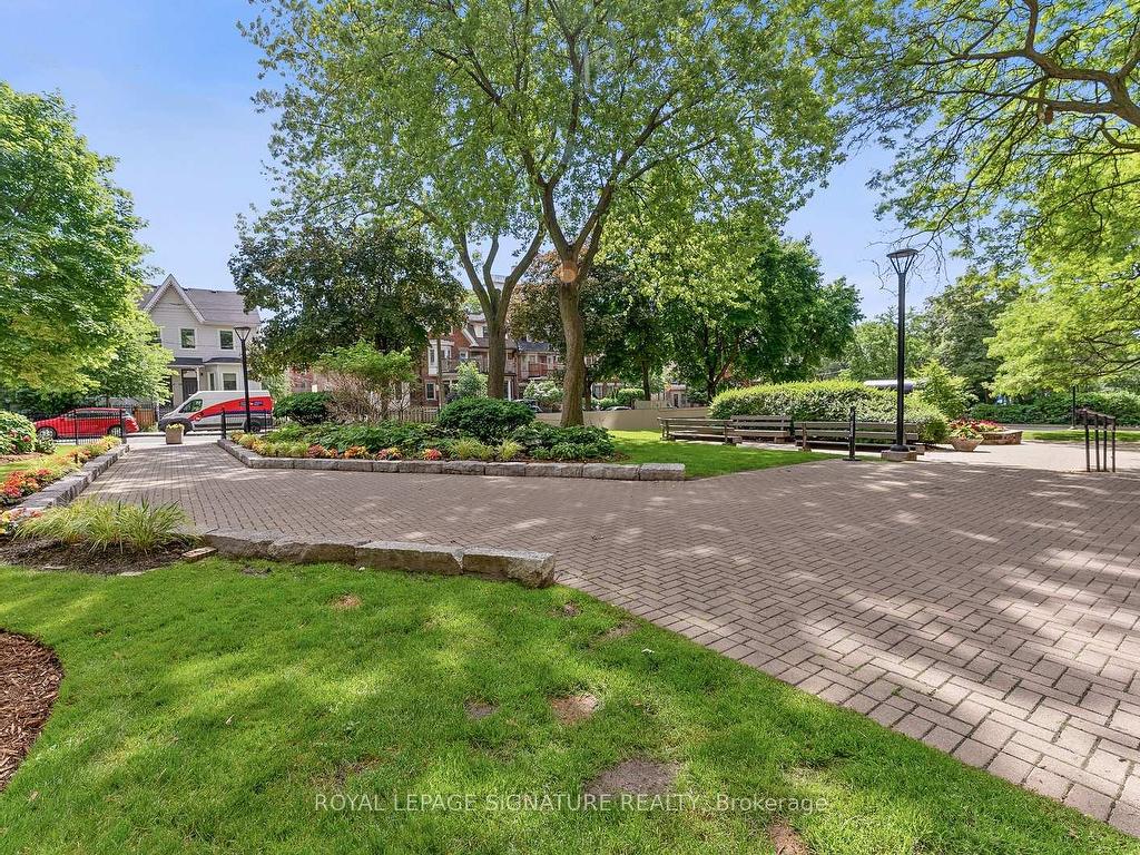 









40


Homewood

Avenue, 2217,
Toronto,




ON
M4Y 2K2

