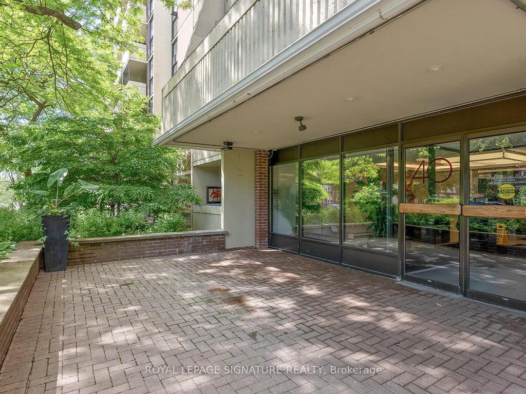 









40


Homewood

Avenue, 2217,
Toronto,




ON
M4Y 2K2

