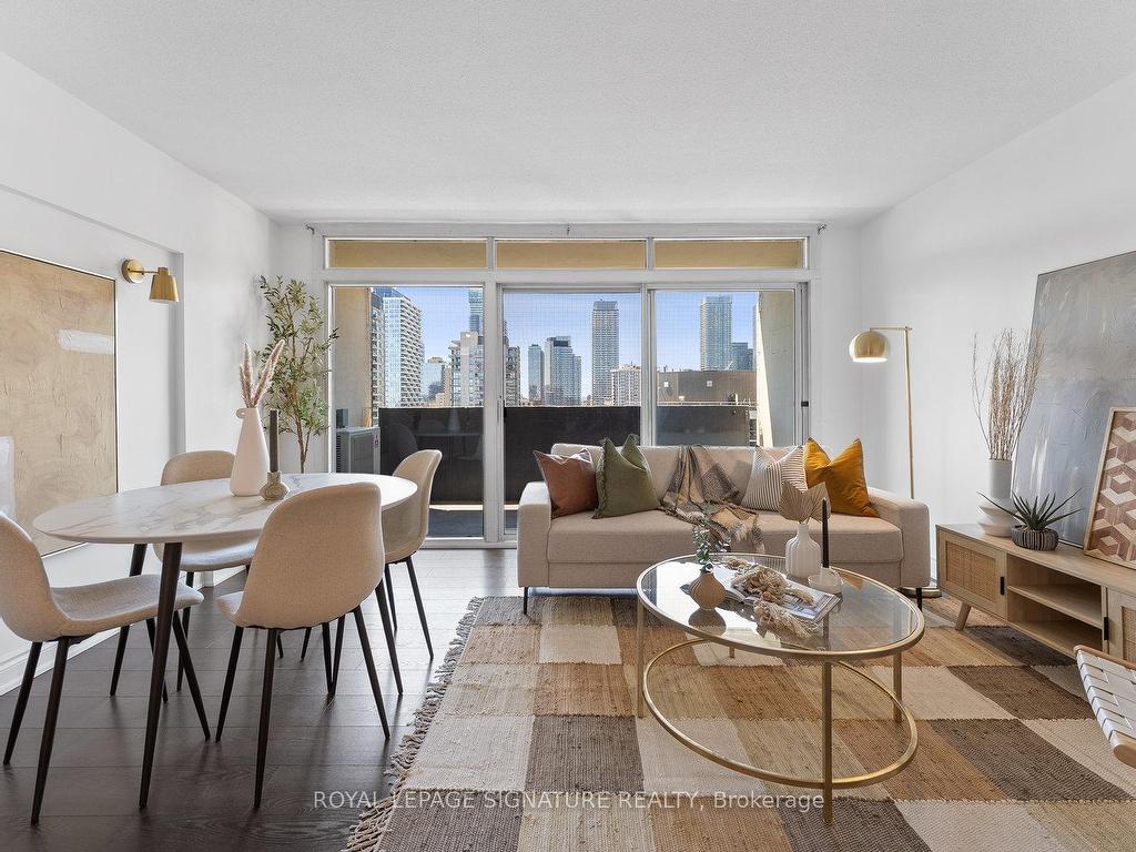 









40


Homewood

Avenue, 2217,
Toronto,




ON
M4Y 2K2

