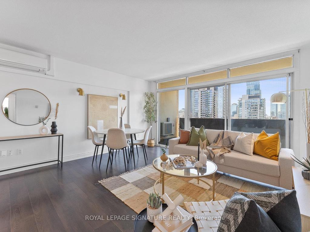 









40


Homewood

Avenue, 2217,
Toronto,




ON
M4Y 2K2

