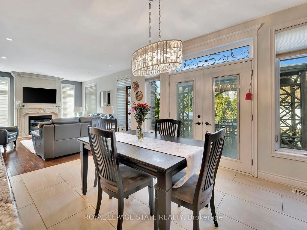 









3


Rianna

Court,
Hamilton,




ON
L9B 0G3

