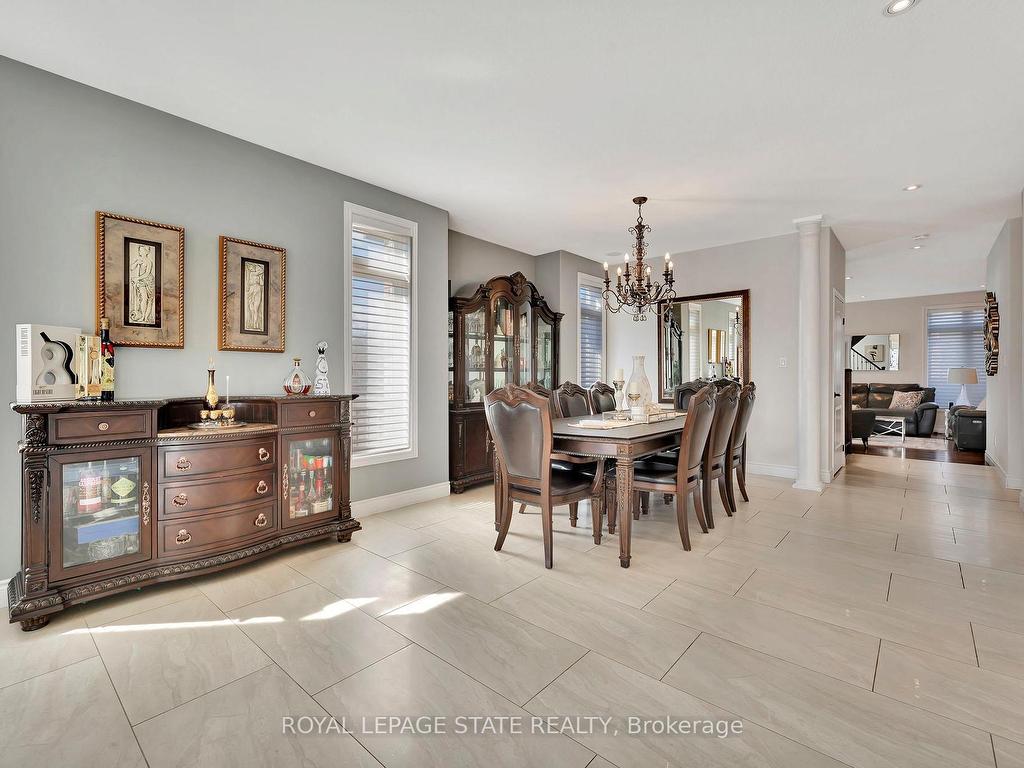 









3


Rianna

Court,
Hamilton,




ON
L9B 0G3

