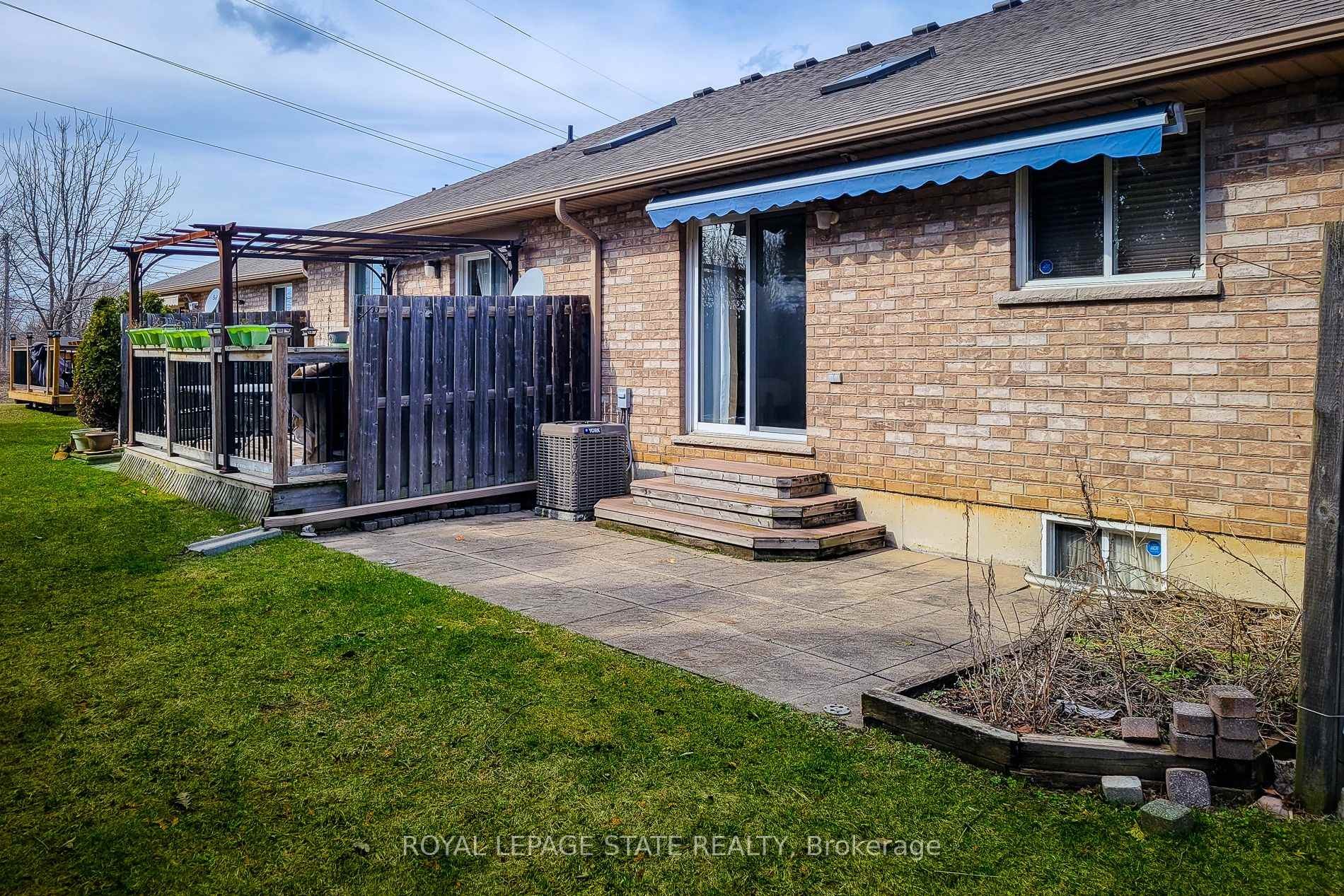 









751


Rymal

Road West, 22,
Hamilton,




ON
L9B 2Y3

