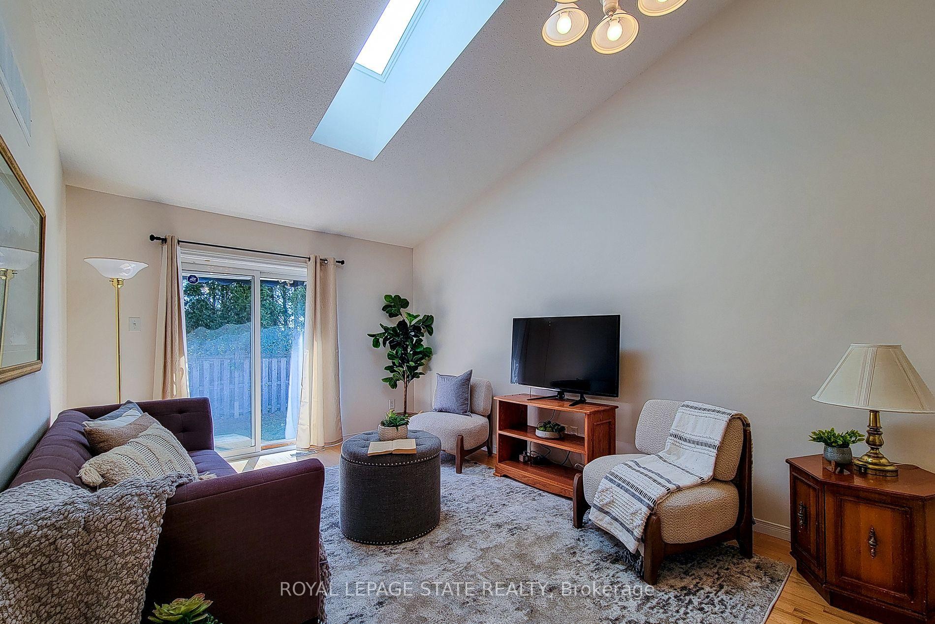









751


Rymal

Road West, 22,
Hamilton,




ON
L9B 2Y3

