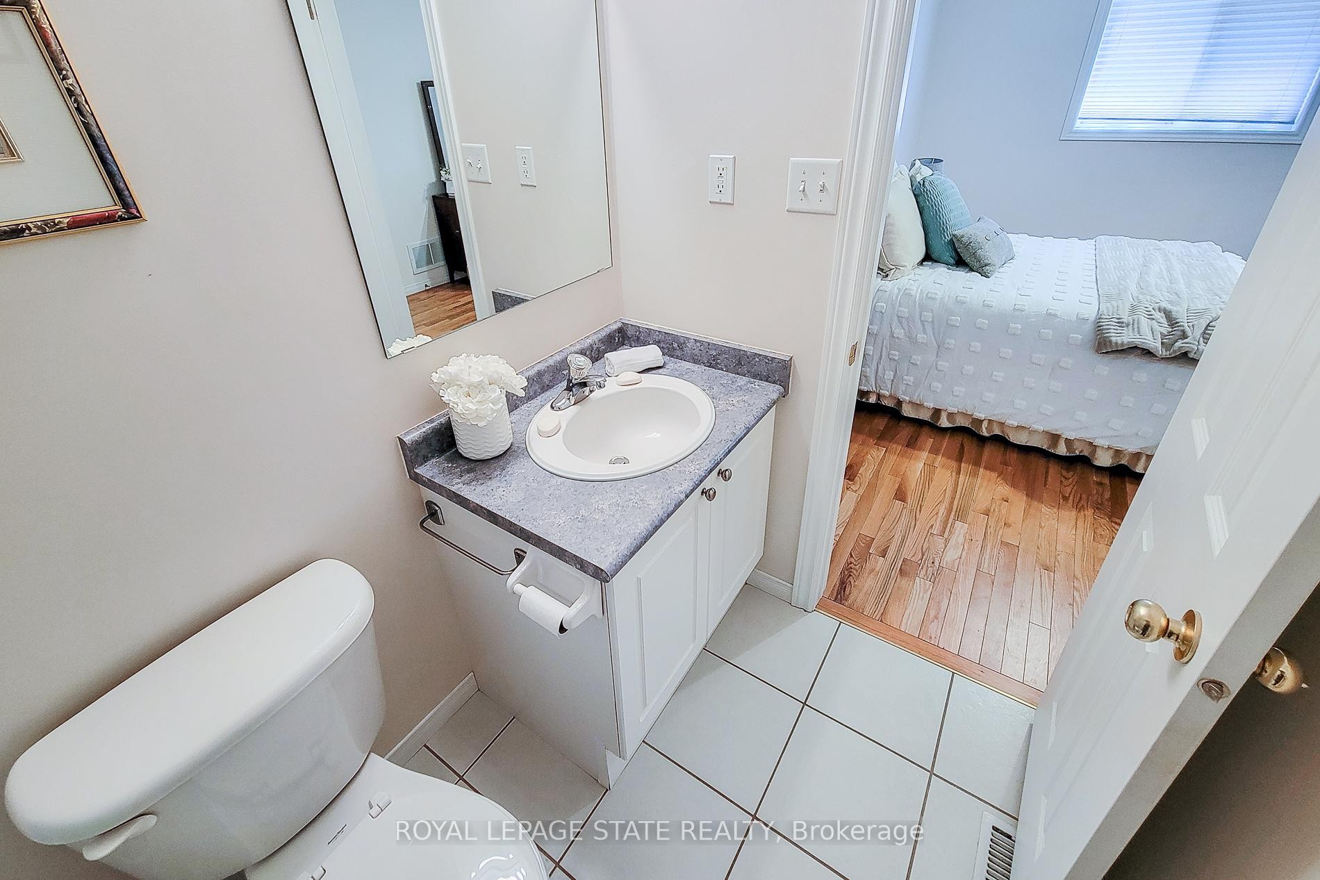 









751


Rymal

Road West, 22,
Hamilton,




ON
L9B 2Y3

