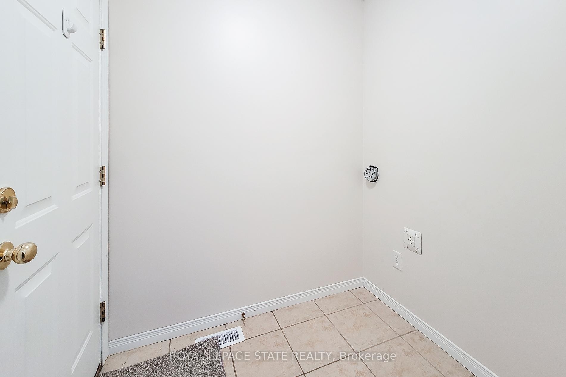 









751


Rymal

Road West, 22,
Hamilton,




ON
L9B 2Y3

