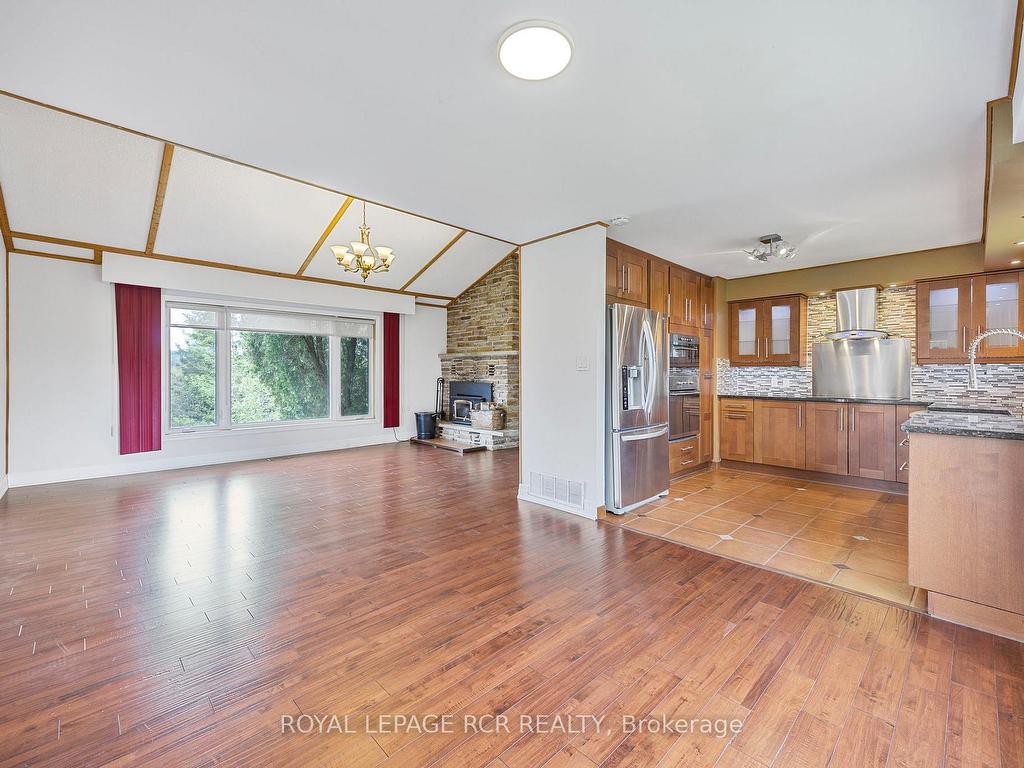 









487072


30th

Side Road,
Mono,




ON
L9V 1G8

