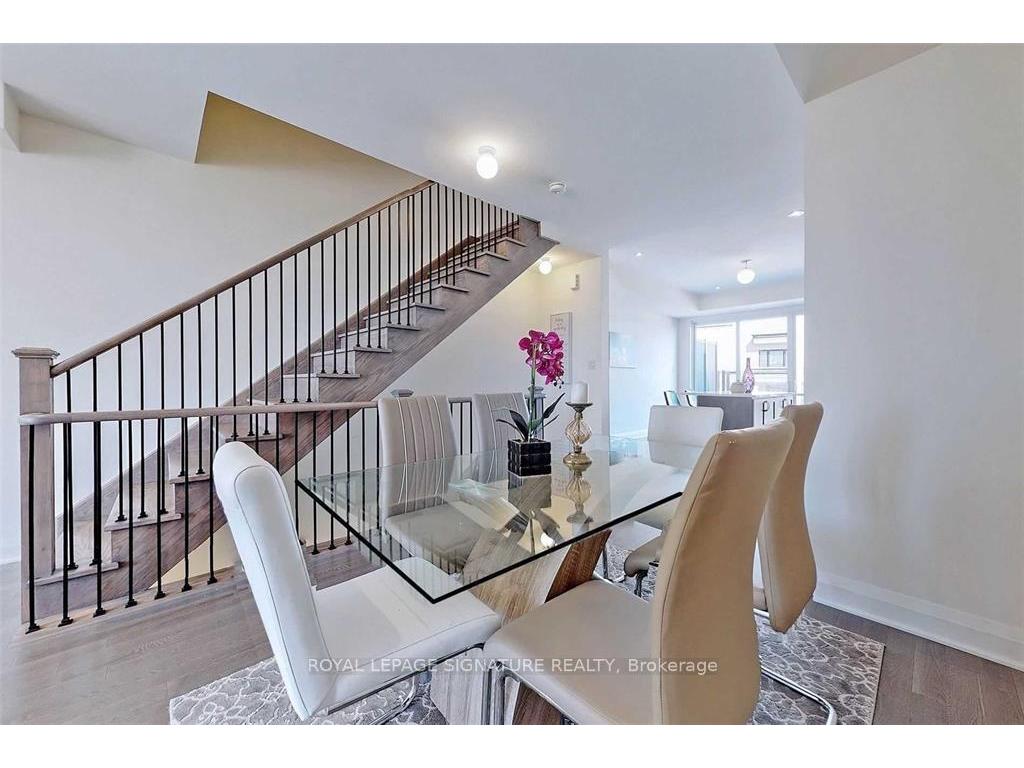 









783


Port Darlington

Road,
Clarington,




ON
L1C 3K3

