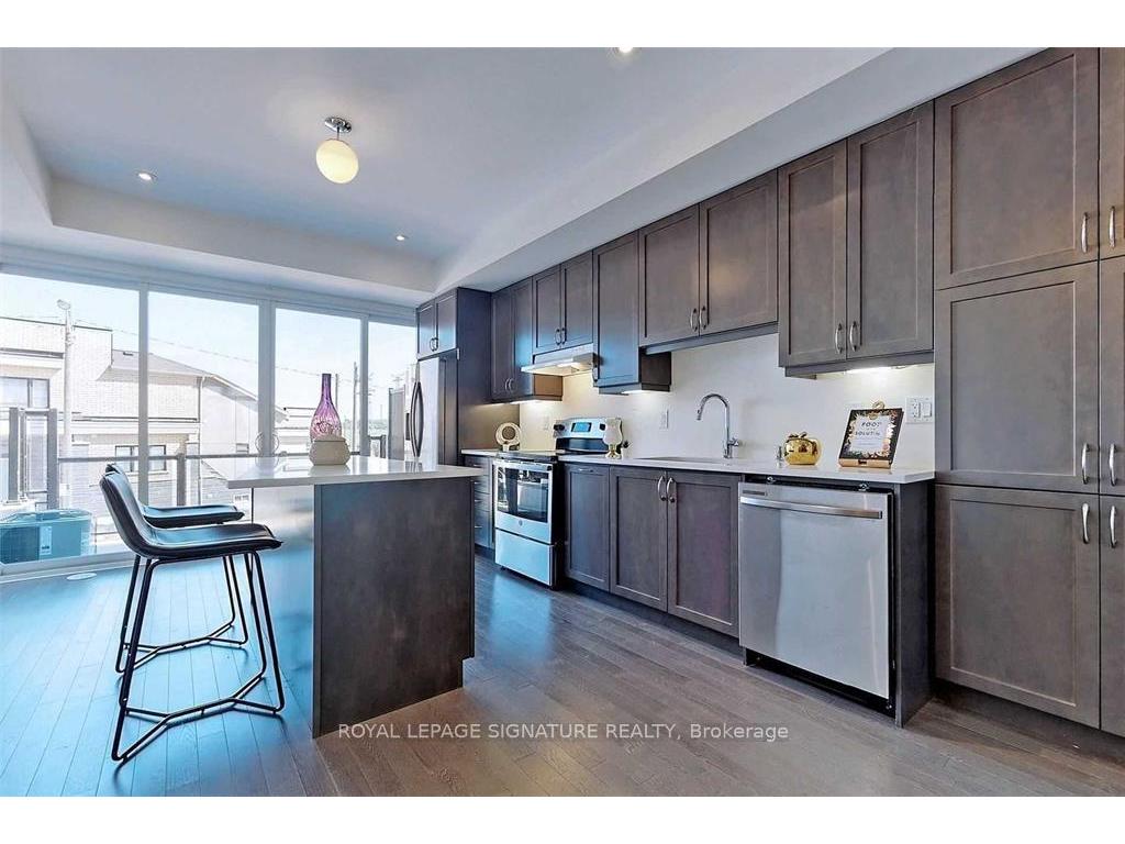 









783


Port Darlington

Road,
Clarington,




ON
L1C 3K3

