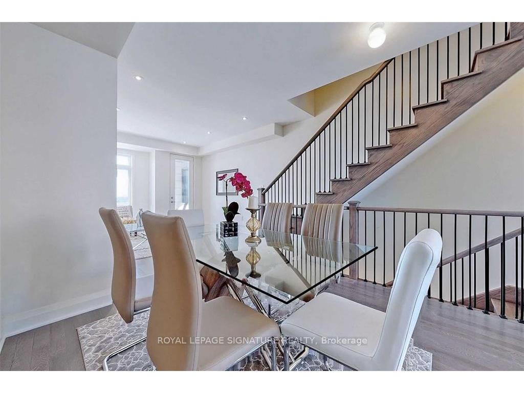 









783


Port Darlington

Road,
Clarington,




ON
L1C 3K3

