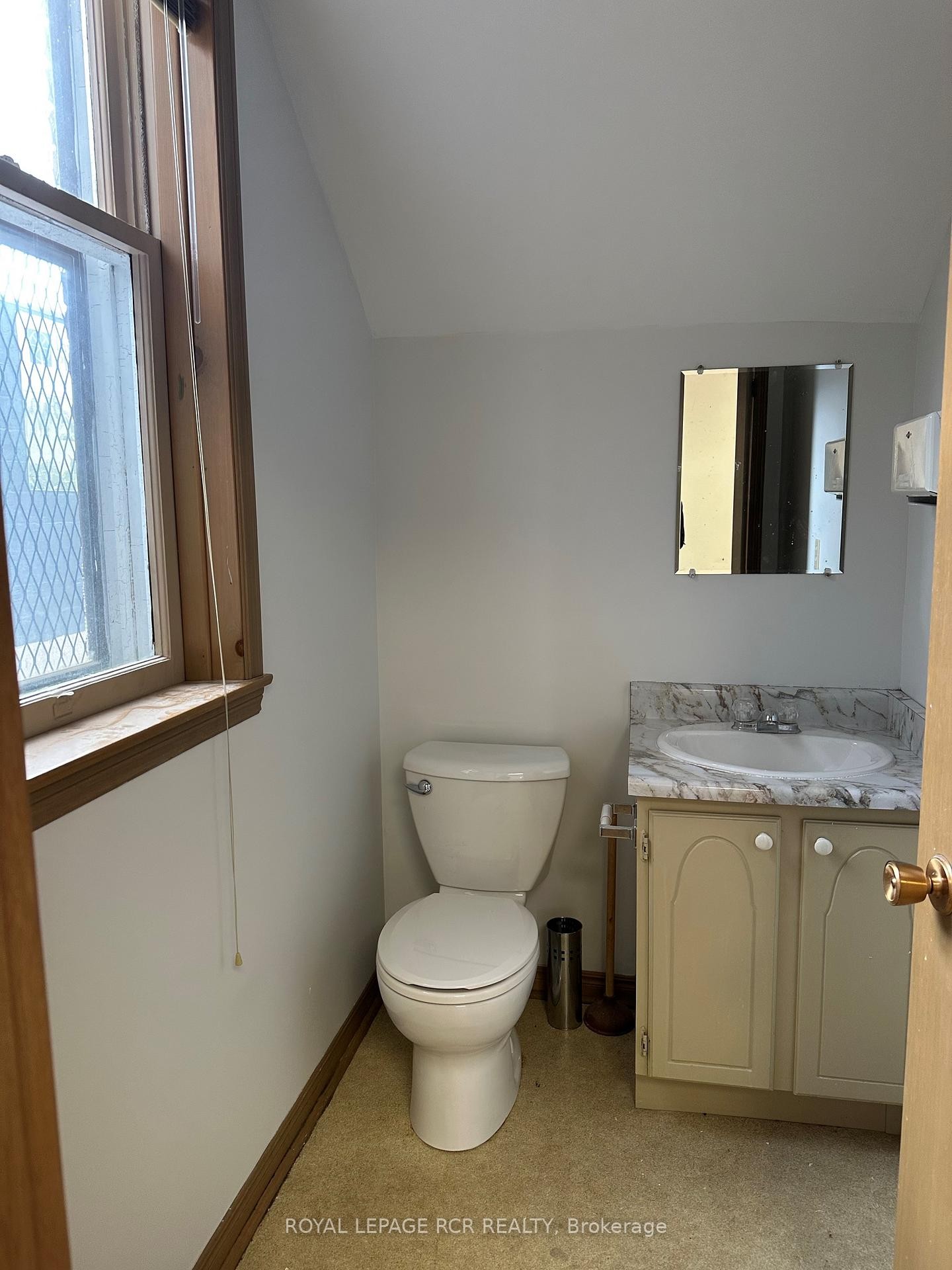 









5


Mill

Street, Main,
Orangeville,




ON
L9W 2M2

