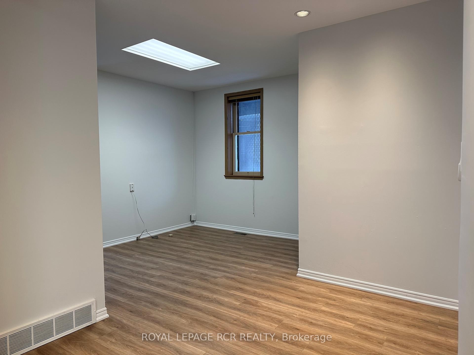 









5


Mill

Street, Main,
Orangeville,




ON
L9W 2M2

