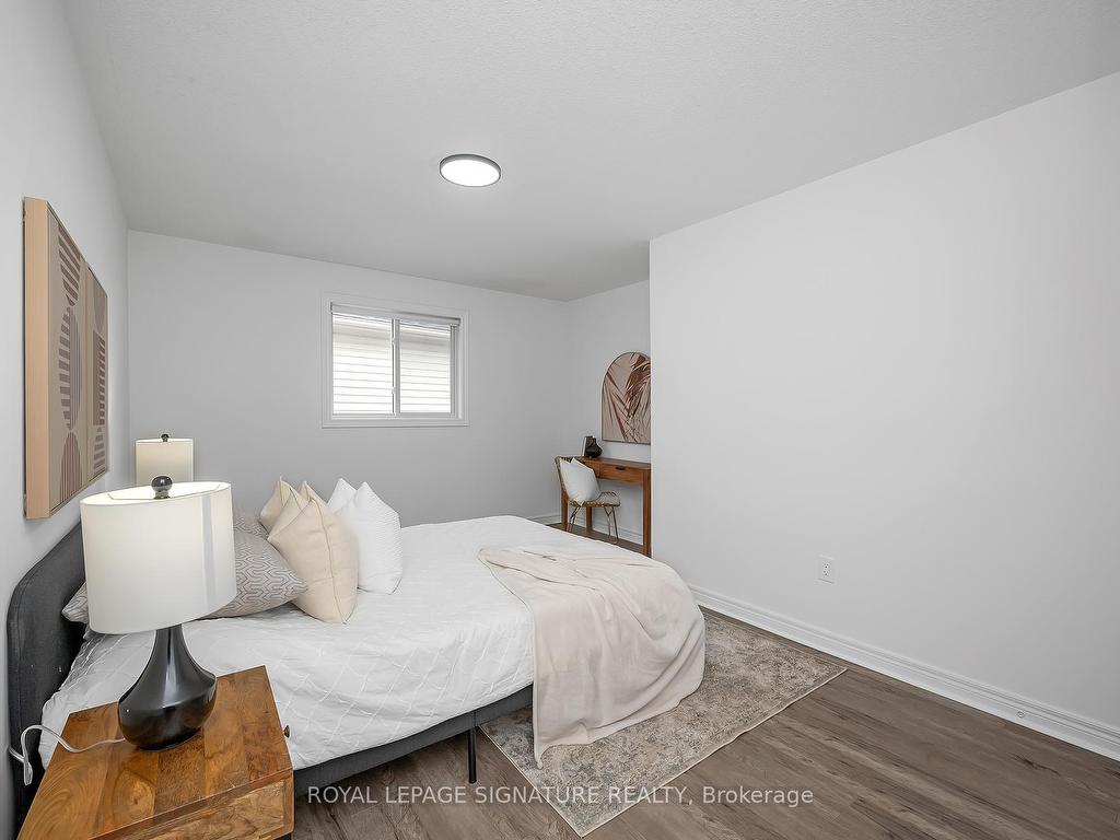 









11


Eric Burke

Court,
Hamilton,




ON
L9A 5J9

