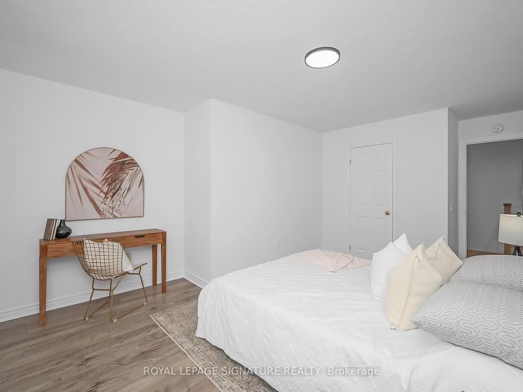 









11


Eric Burke

Court,
Hamilton,




ON
L9A 5J9

