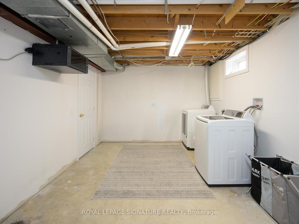 









11


Eric Burke

Court,
Hamilton,




ON
L9A 5J9

