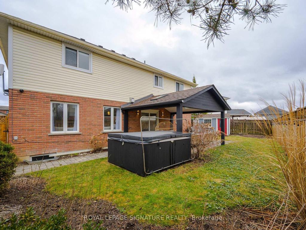 









11


Eric Burke

Court,
Hamilton,




ON
L9A 5J9

