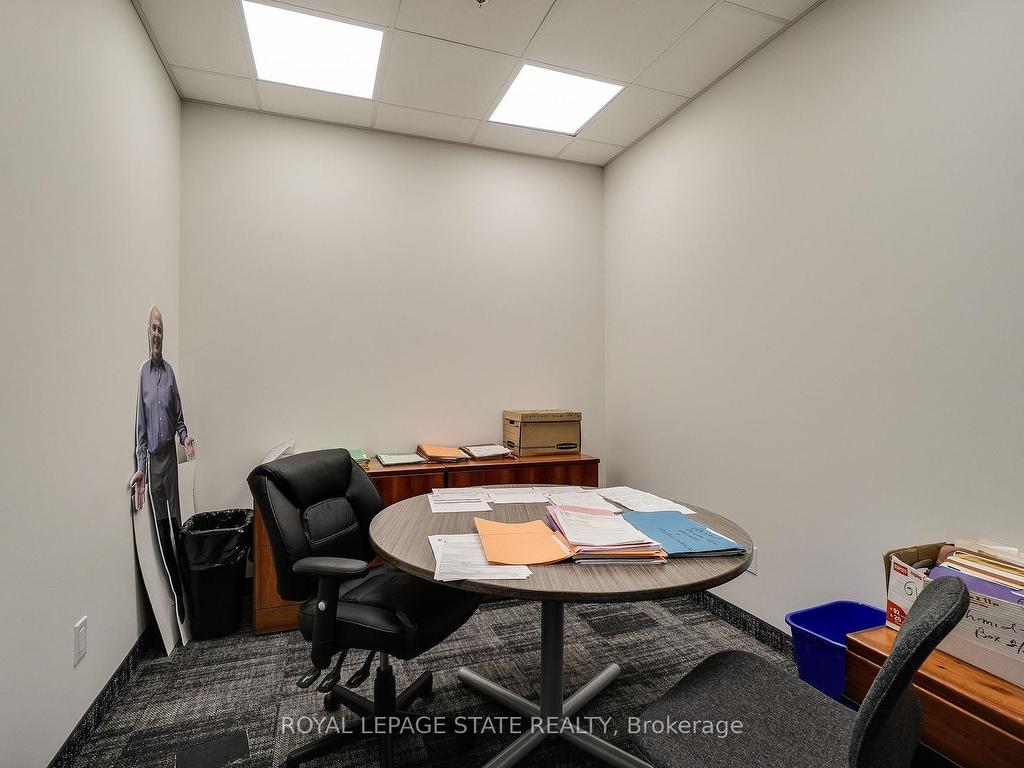 









3485


Harvester

Road, 1,
Burlington,




ON
L7N 3T3

