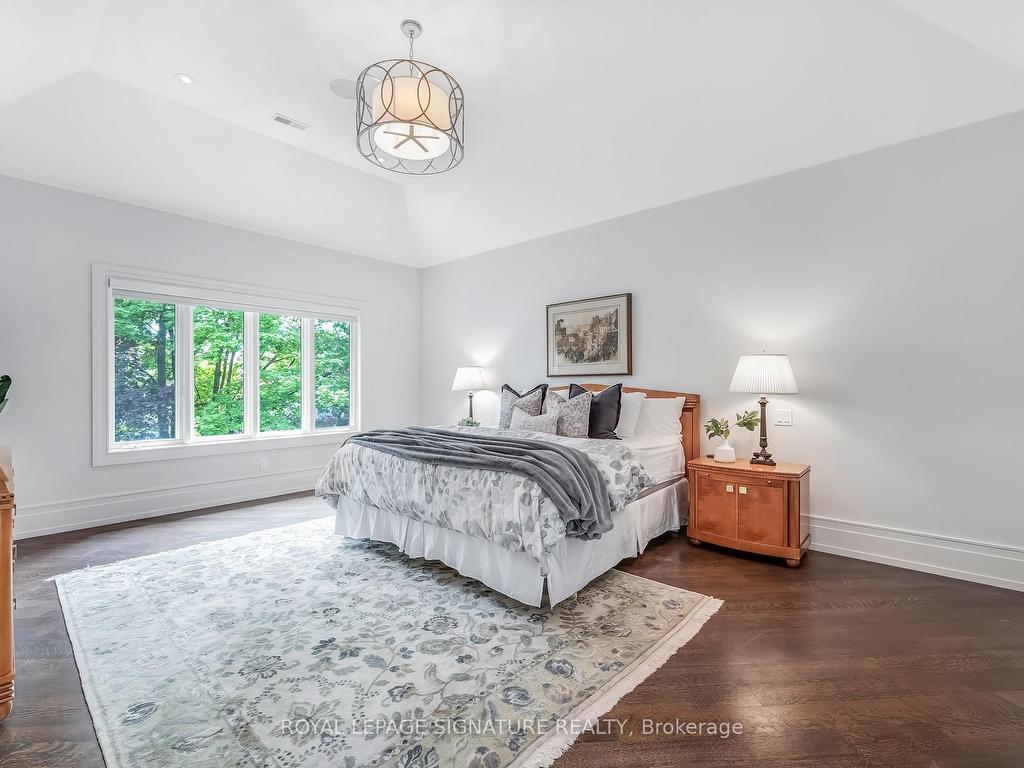 









15


Delavan

Avenue,
Toronto,




ON
M5P 1T2


