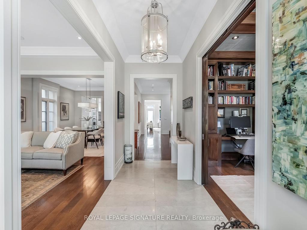 









15


Delavan

Avenue,
Toronto,




ON
M5P 1T2

