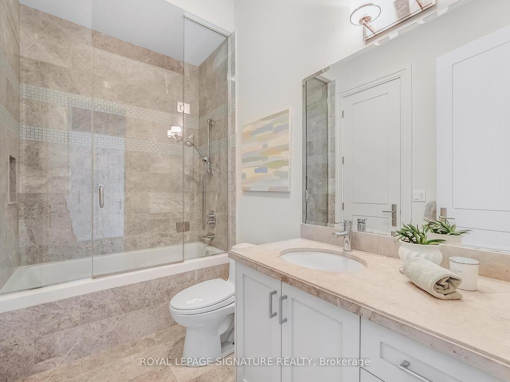 









15


Delavan

Avenue,
Toronto,




ON
M5P 1T2

