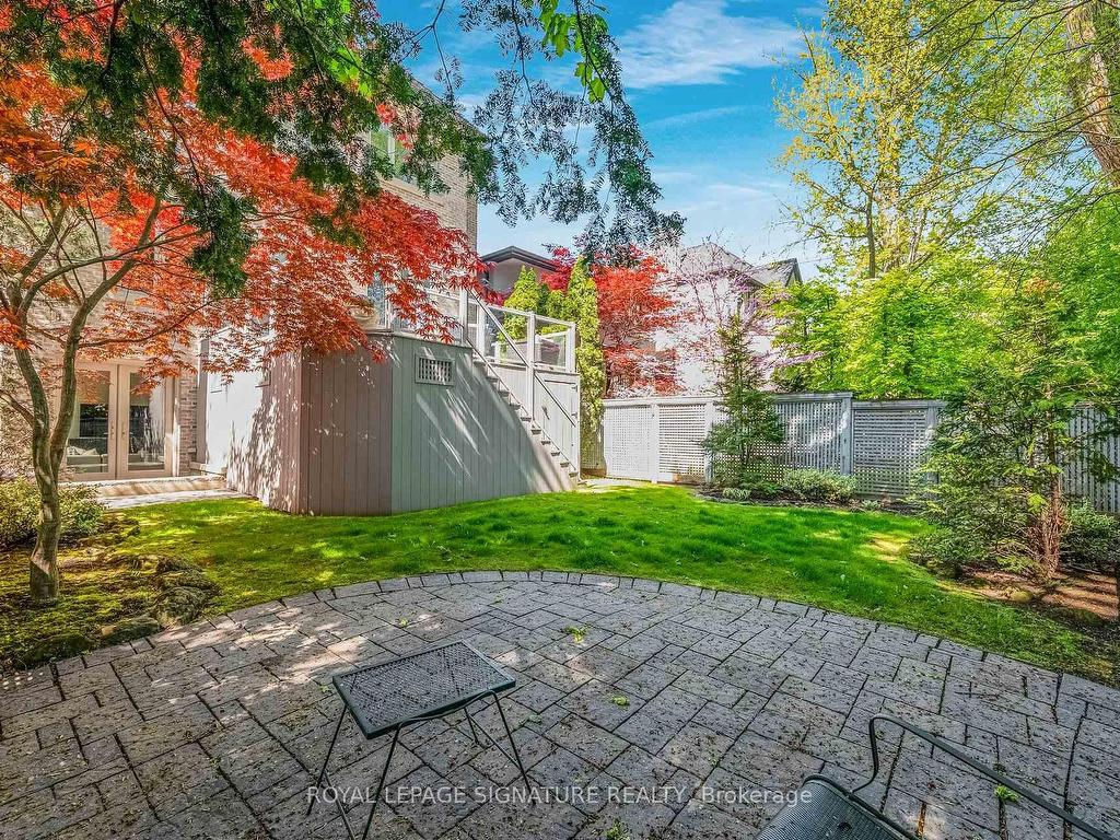 









15


Delavan

Avenue,
Toronto,




ON
M5P 1T2

