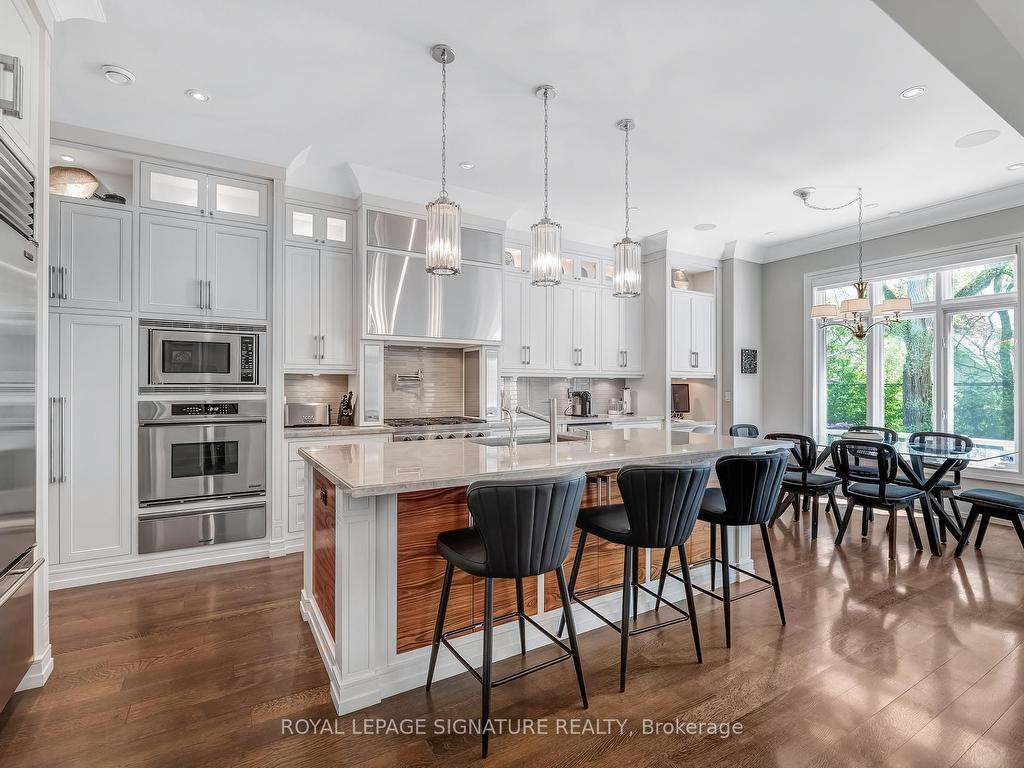 









15


Delavan

Avenue,
Toronto,




ON
M5P 1T2

