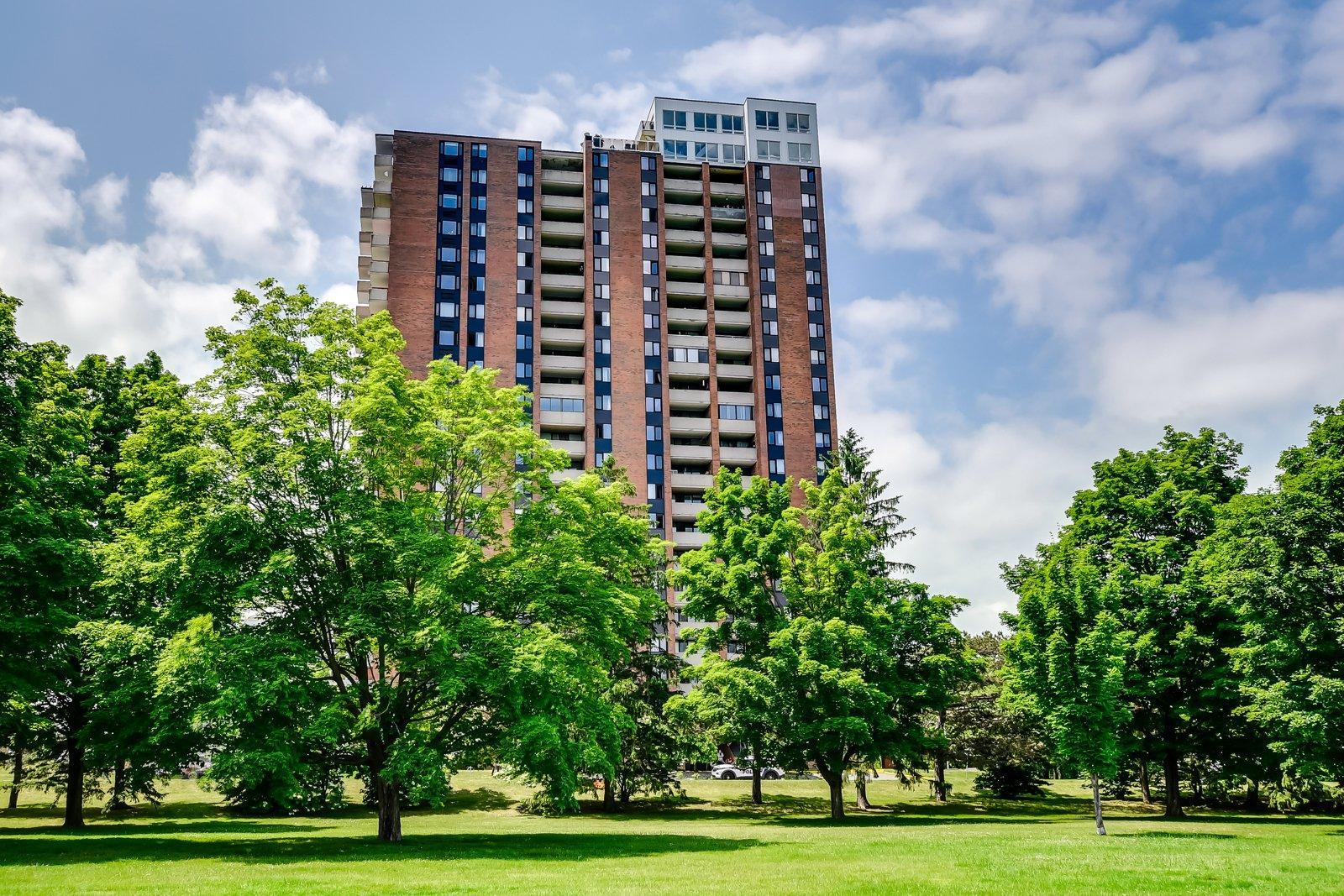 









285


Rue Laurier

, 2004,
Gatineau (Hull),




QC
J8X3W9

