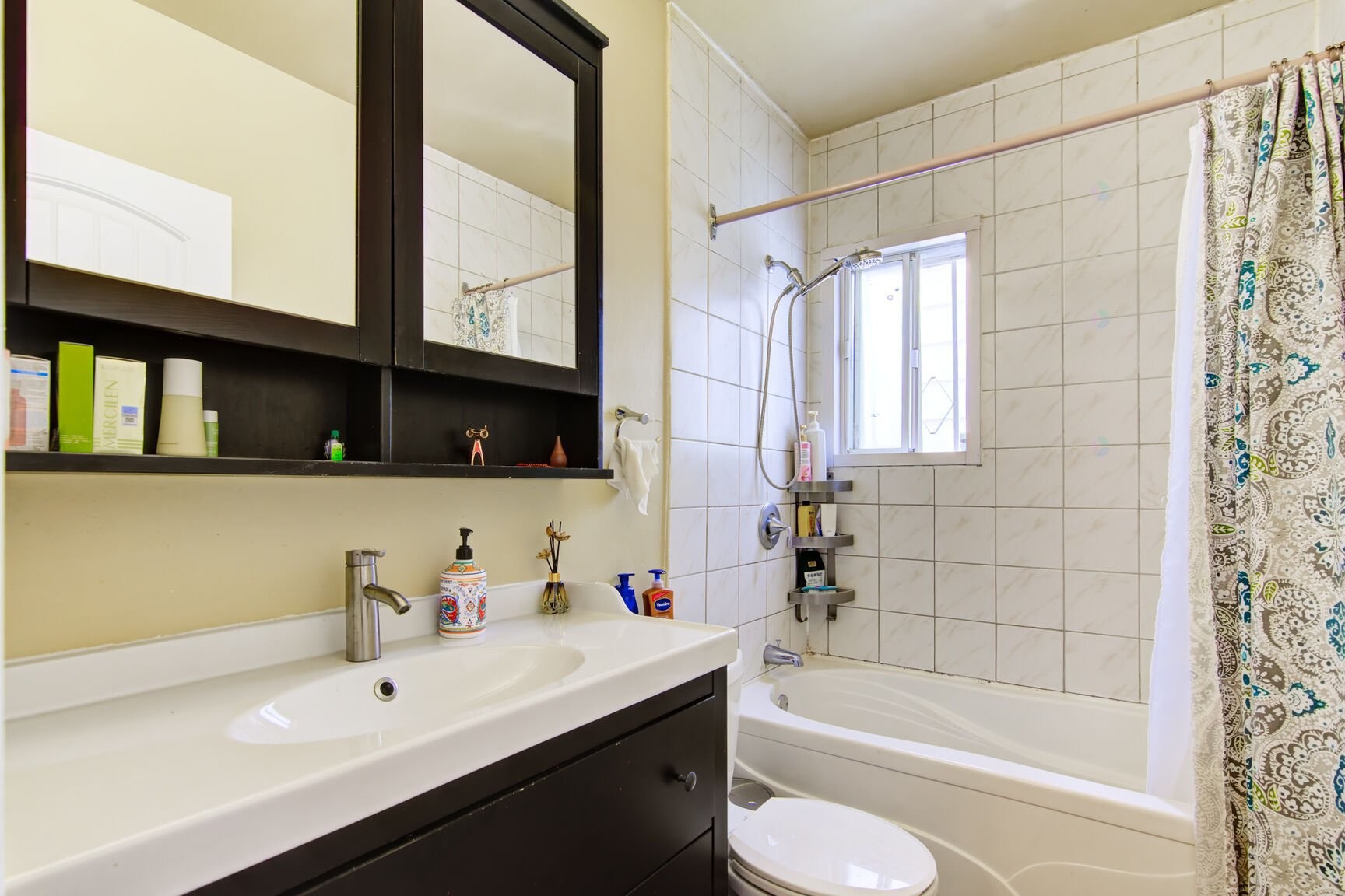 









6301


Rue Beurling

,
Montréal (Verdun/Île-des-Soeurs),




QC
H4H1C9

