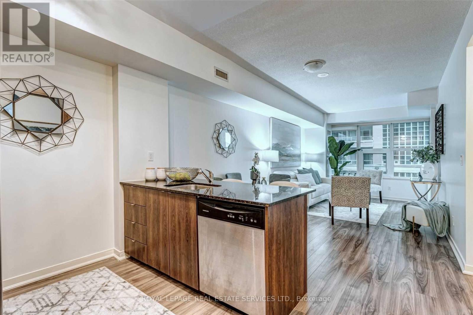 












209 - 59 EAST LIBERTY STREET

,
Toronto,




Ontario
M6K3R1

