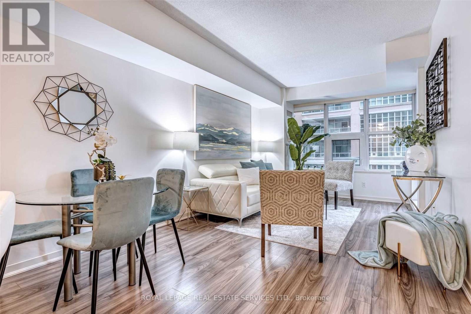 












209 - 59 EAST LIBERTY STREET

,
Toronto,




Ontario
M6K3R1

