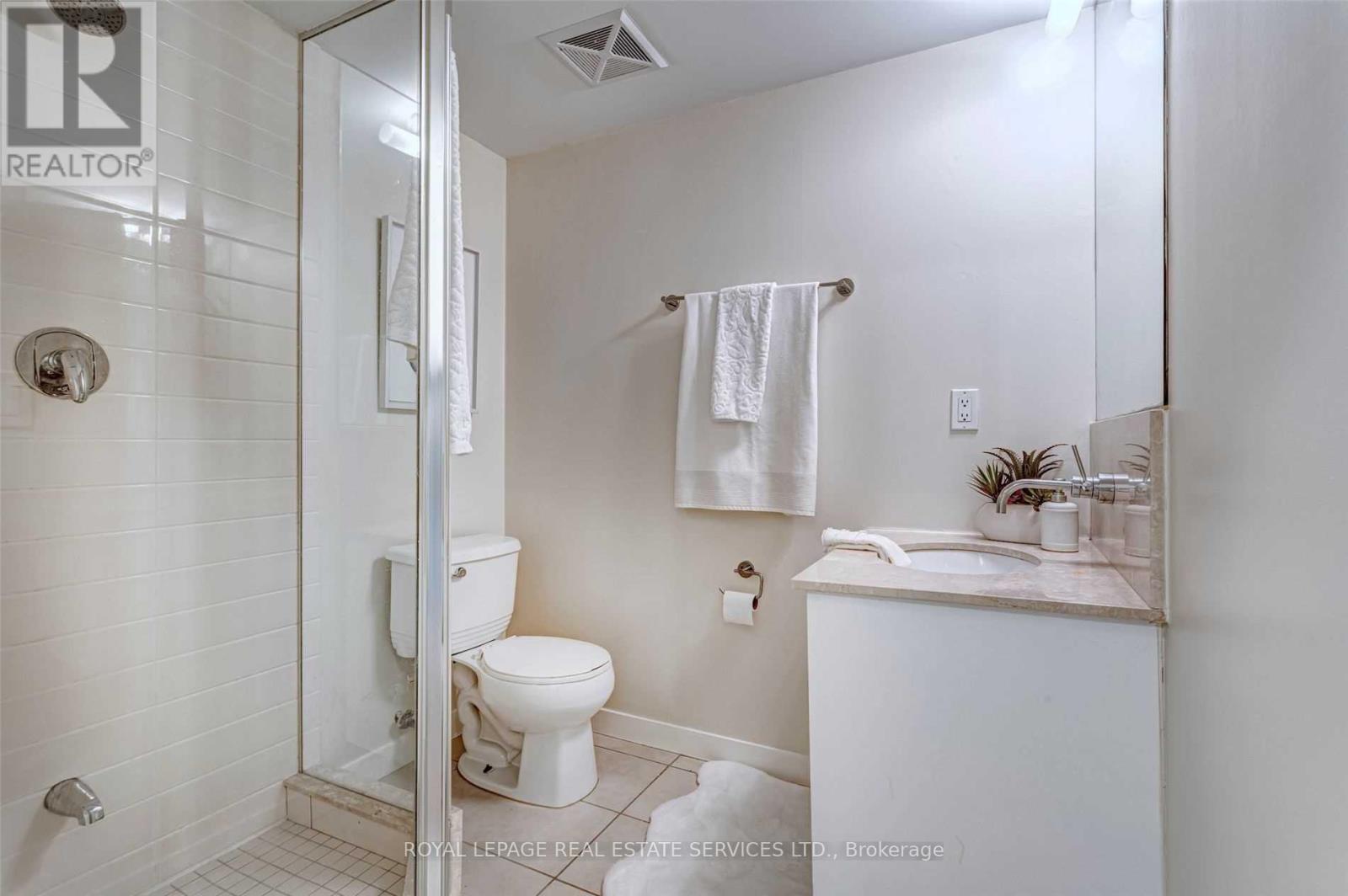 












209 - 59 EAST LIBERTY STREET

,
Toronto,




Ontario
M6K3R1

