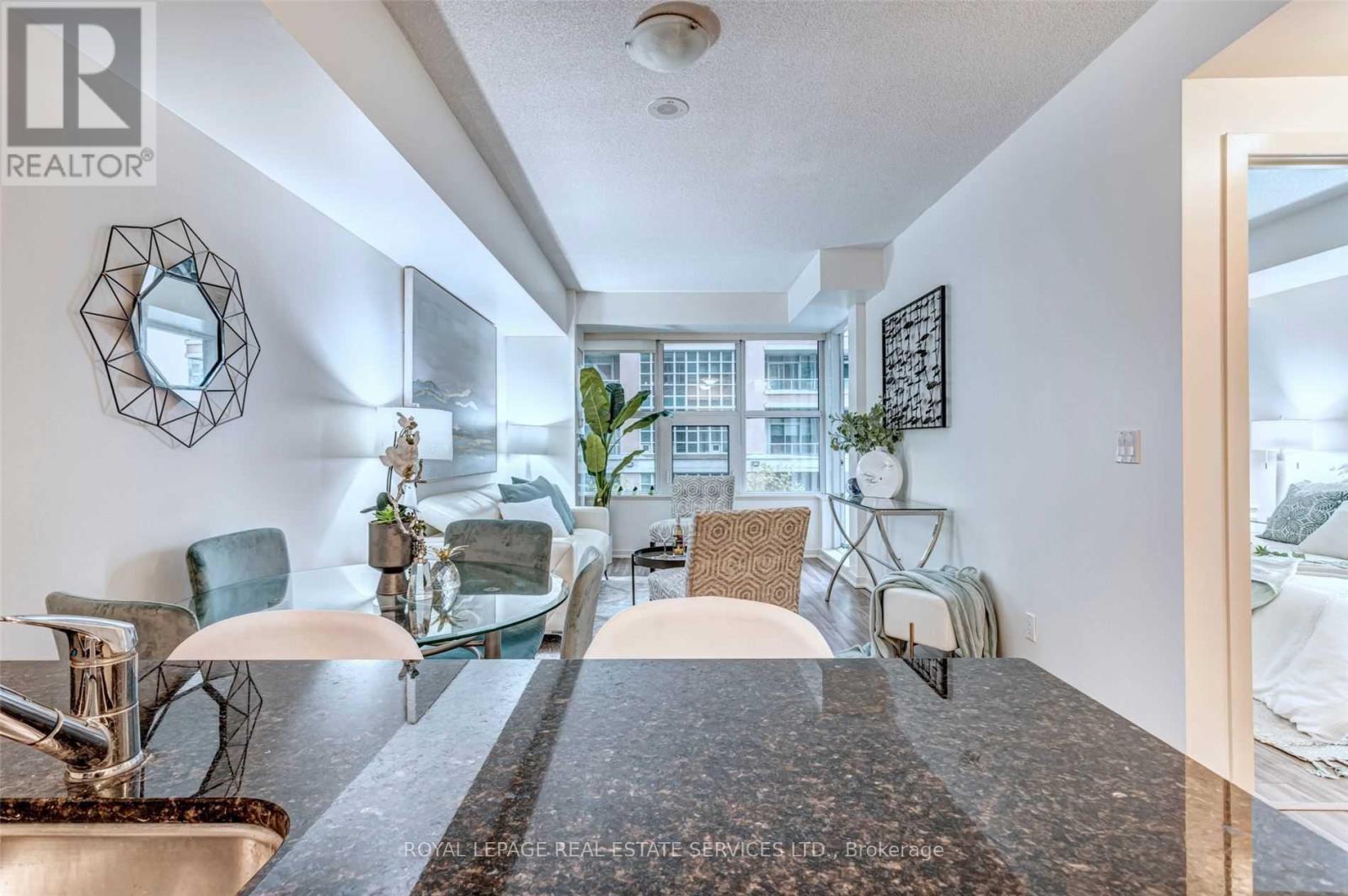 












209 - 59 EAST LIBERTY STREET

,
Toronto,




Ontario
M6K3R1

