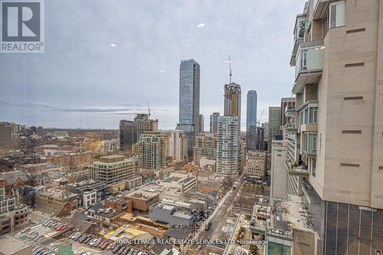 












2008 - 175 CUMBERLAND STREET

,
Toronto,




Ontario
M5R3M9

