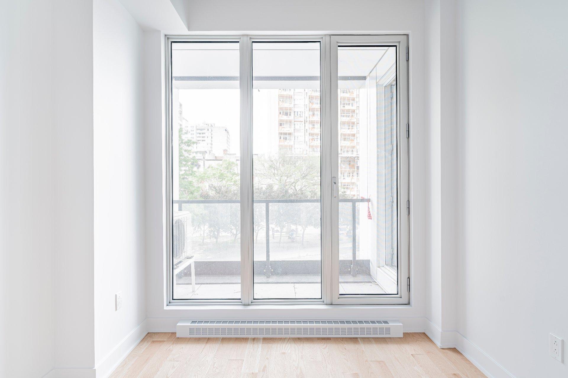 









2300


Rue Tupper

, 207,
Montréal (Ville-Marie),




QC
H3H0B9

