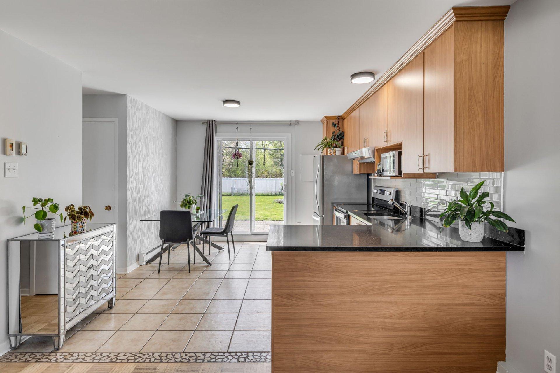 









934A


Rue de Boulogne

,
Lévis (Les Chutes-de-la-Chaudière-Est),




QC
G6Z1H8

