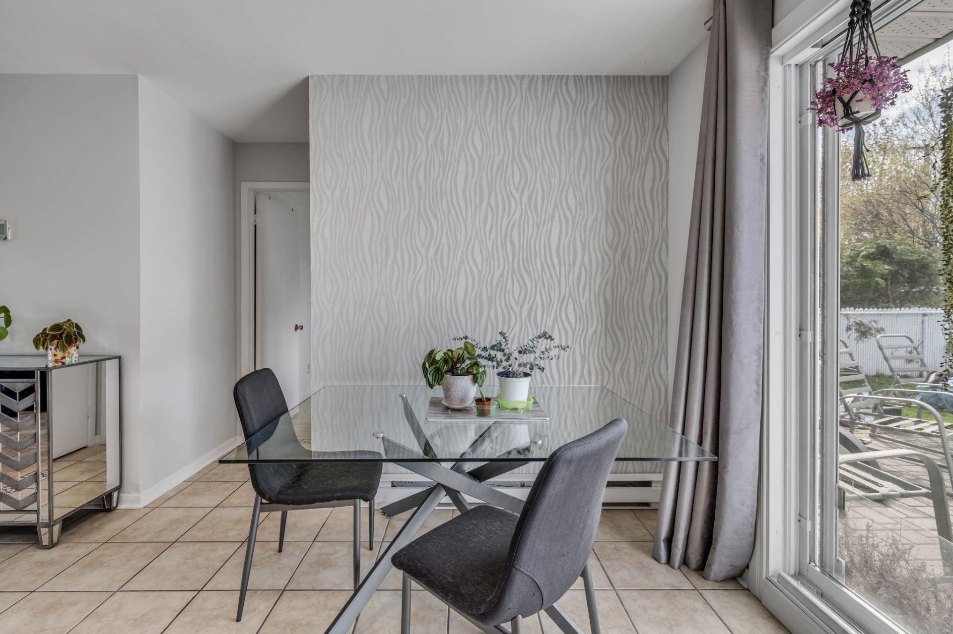 









934A


Rue de Boulogne

,
Lévis (Les Chutes-de-la-Chaudière-Est),




QC
G6Z1H8

