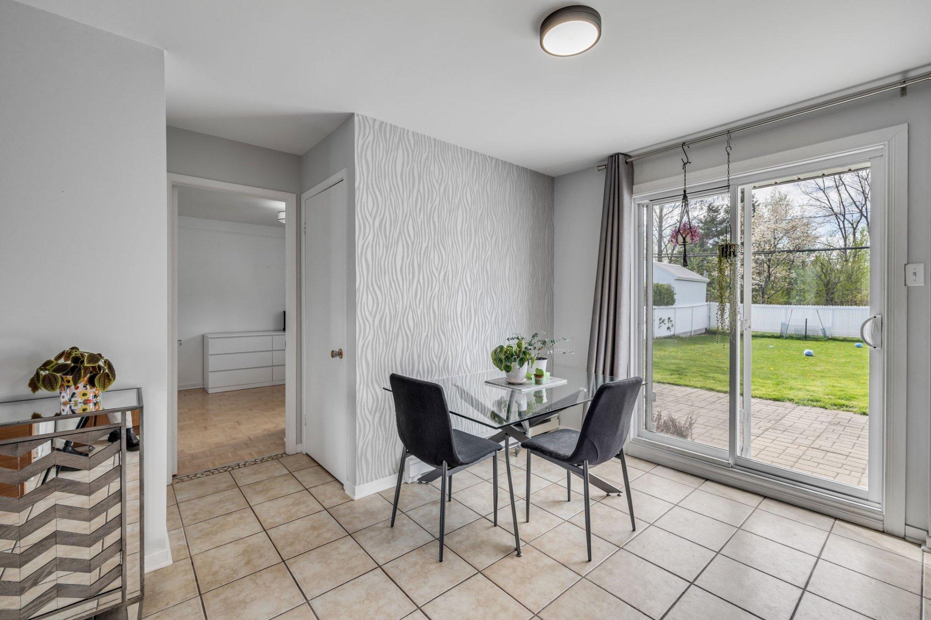 









934A


Rue de Boulogne

,
Lévis (Les Chutes-de-la-Chaudière-Est),




QC
G6Z1H8


