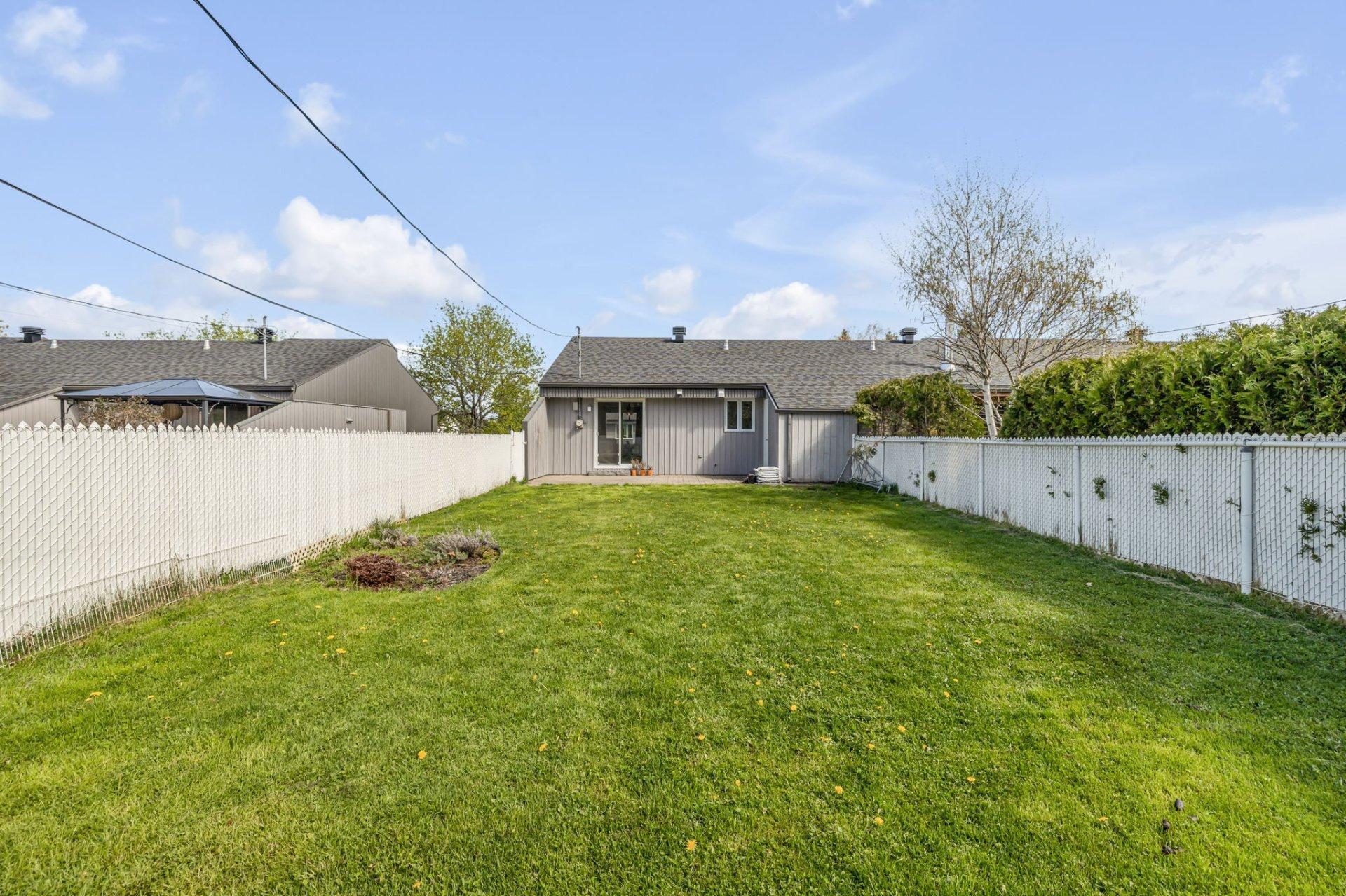 









934A


Rue de Boulogne

,
Lévis (Les Chutes-de-la-Chaudière-Est),




QC
G6Z1H8


