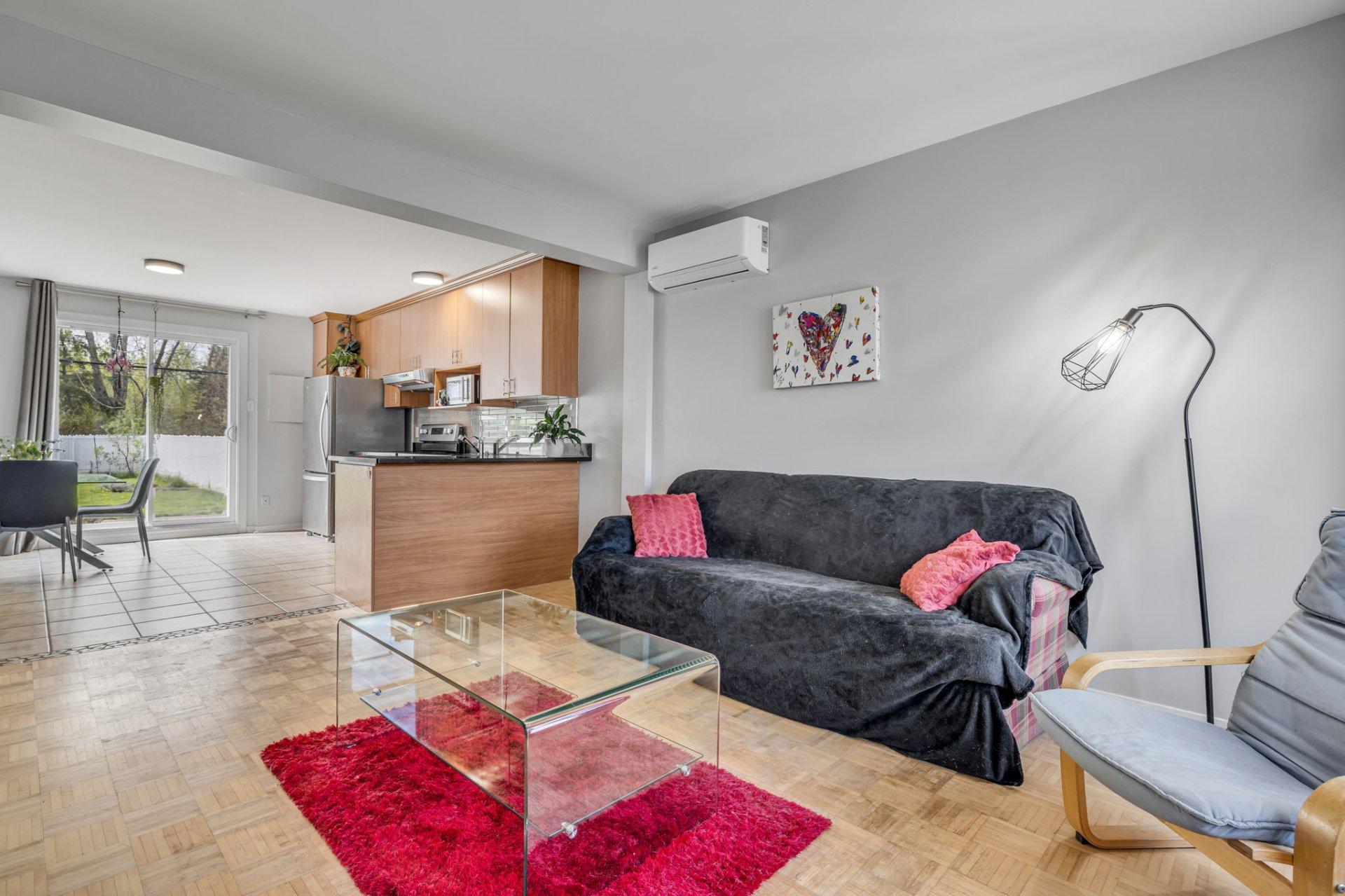 









934A


Rue de Boulogne

,
Lévis (Les Chutes-de-la-Chaudière-Est),




QC
G6Z1H8

