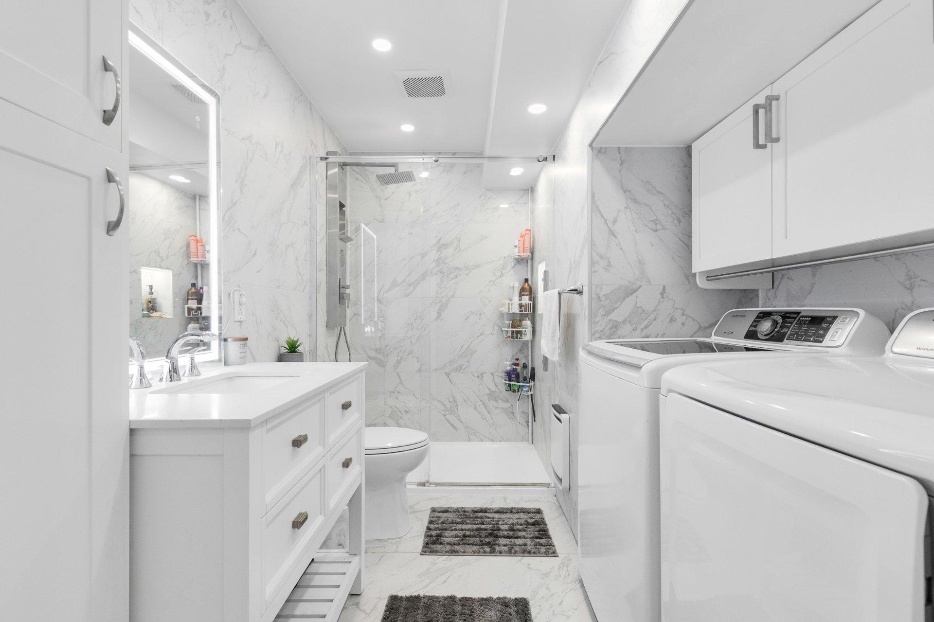 









11641

 - 11645


Av. Laurier

,
Montréal (Montréal-Nord),




QC
H1G4A8

