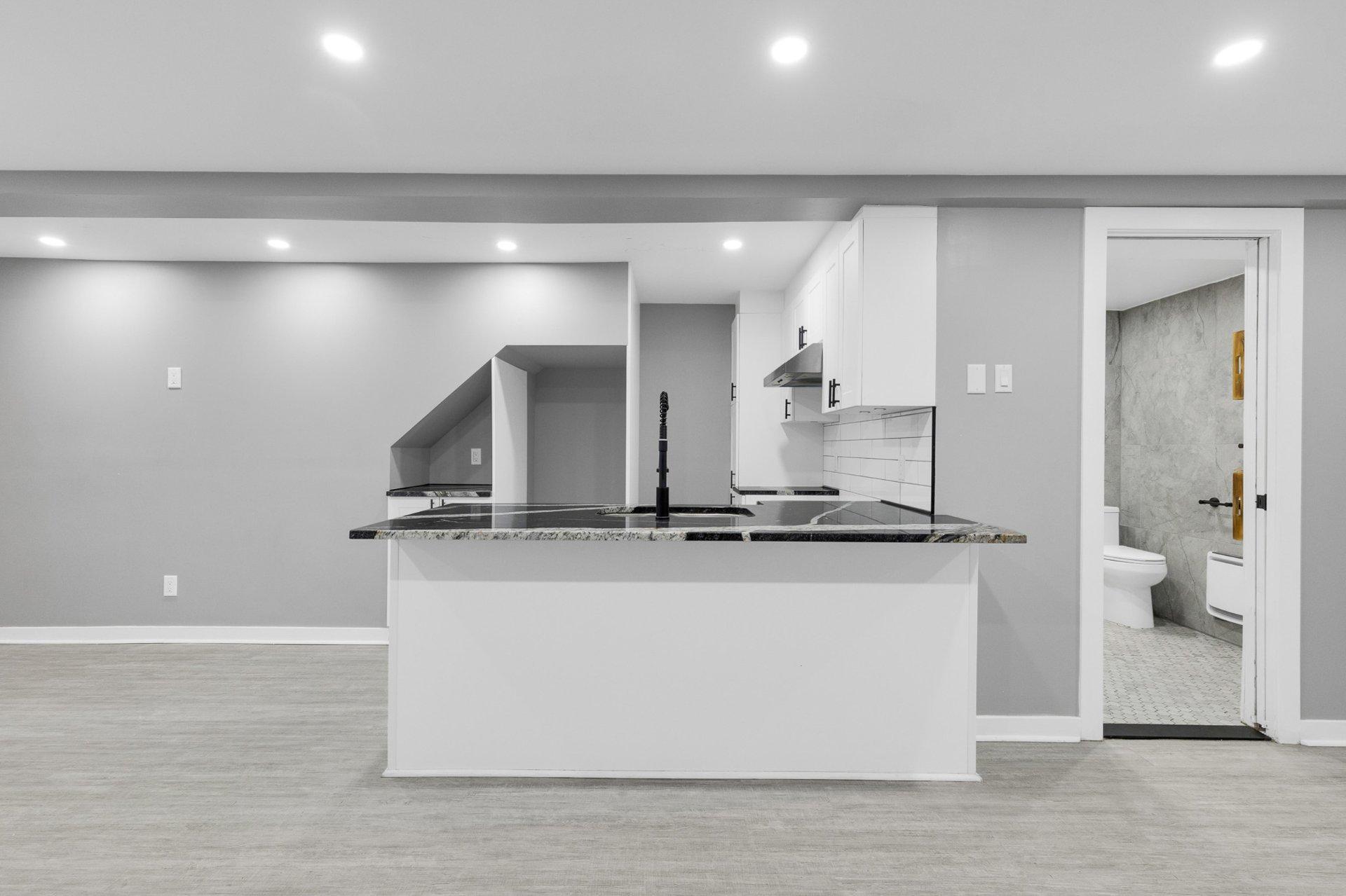 









11641

 - 11645


Av. Laurier

,
Montréal (Montréal-Nord),




QC
H1G4A8


