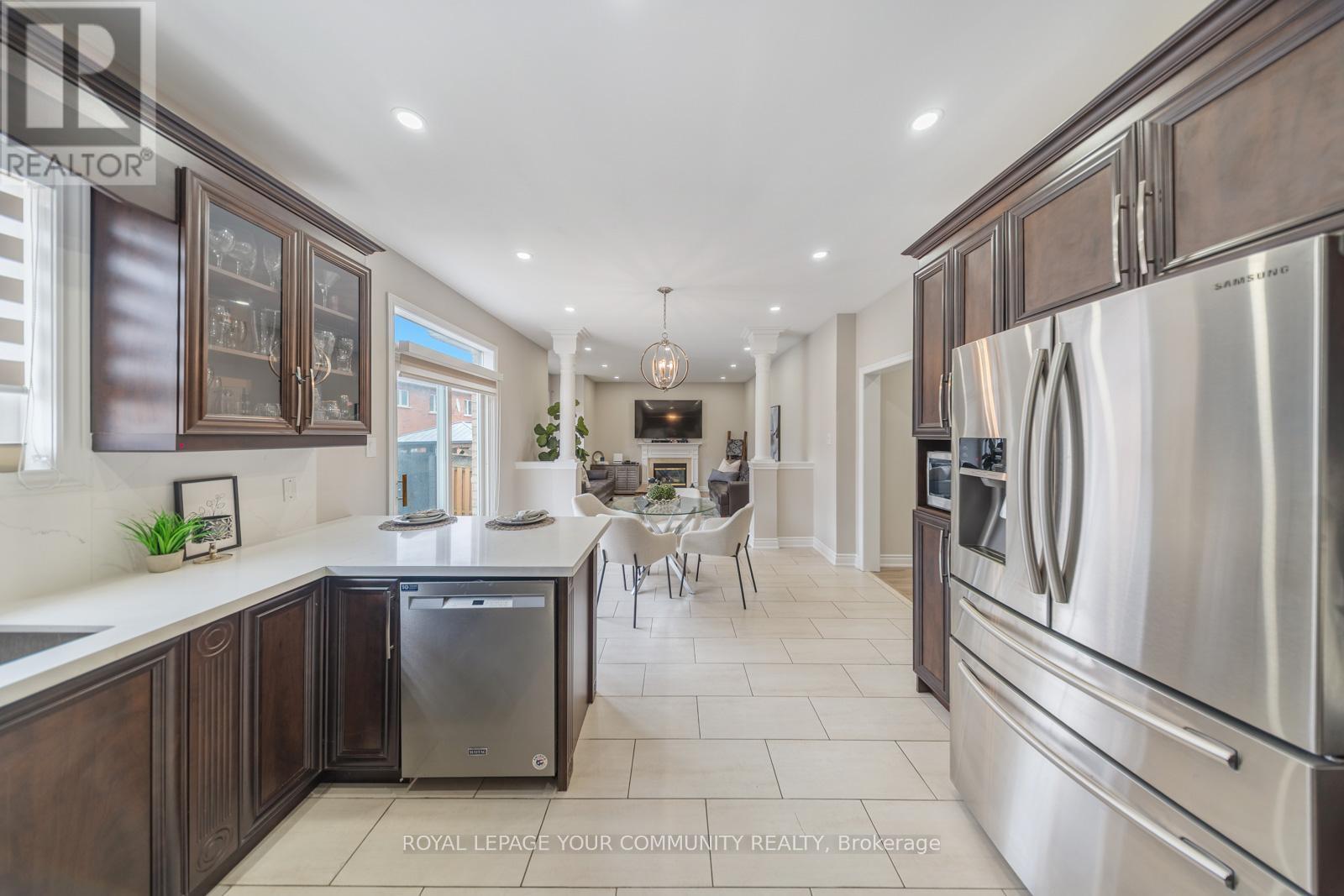 












15 PIKA TRAIL

,
Brampton,




Ontario
L6R2Y1

