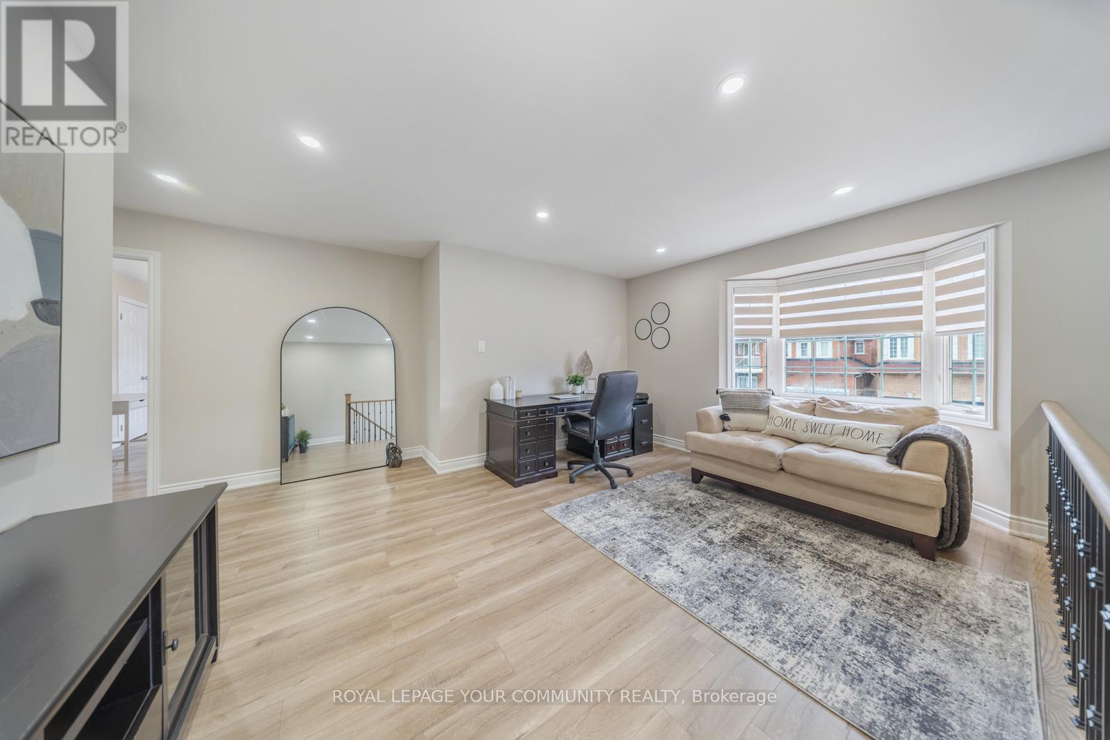












15 PIKA TRAIL

,
Brampton,




Ontario
L6R2Y1

