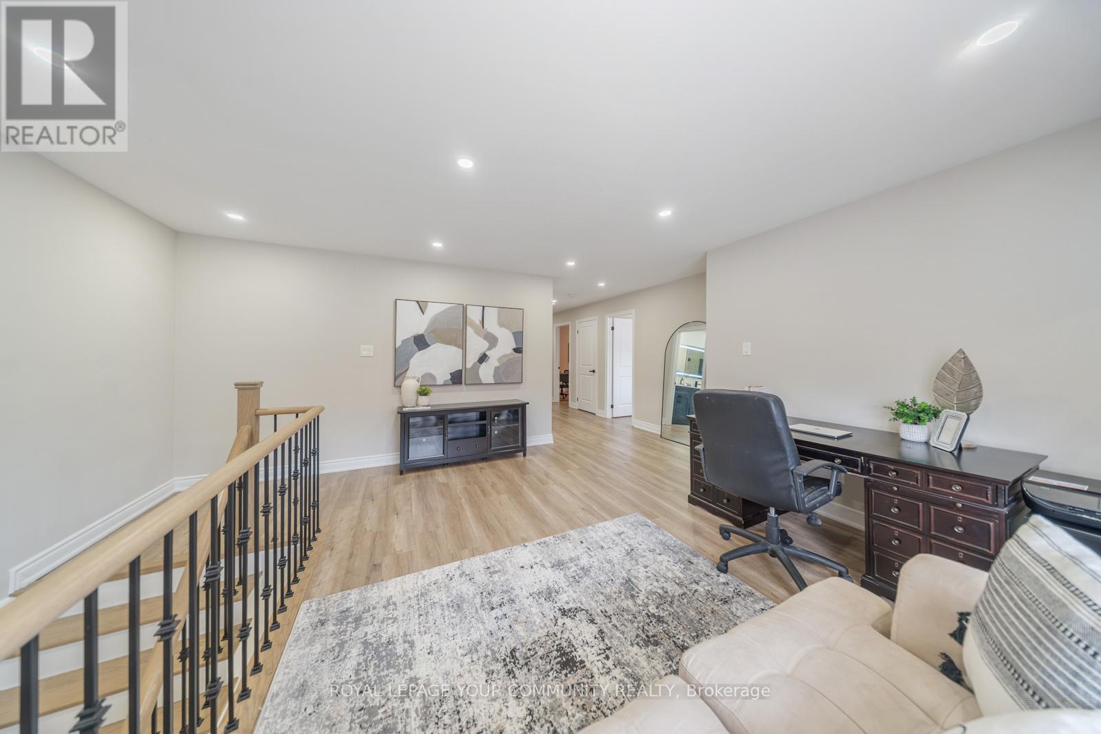 












15 PIKA TRAIL

,
Brampton,




Ontario
L6R2Y1

