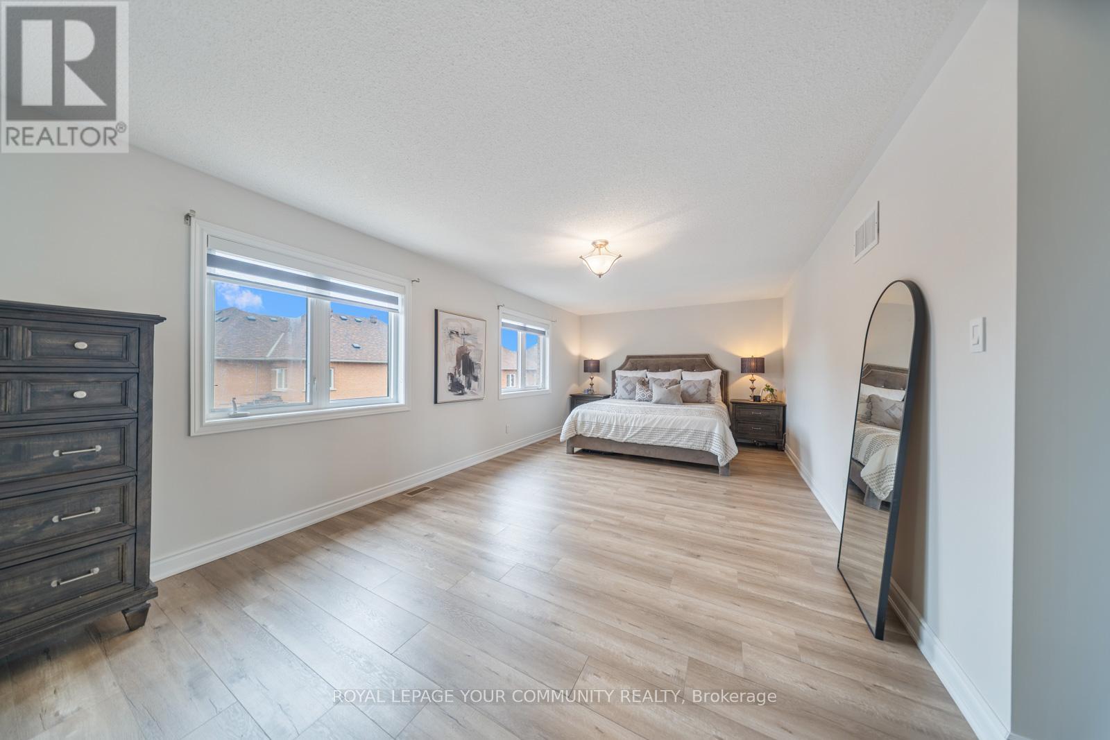 












15 PIKA TRAIL

,
Brampton,




Ontario
L6R2Y1

