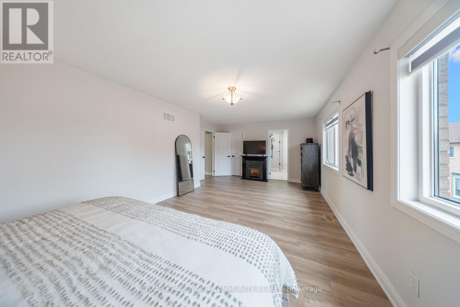 












15 PIKA TRAIL

,
Brampton,




Ontario
L6R2Y1

