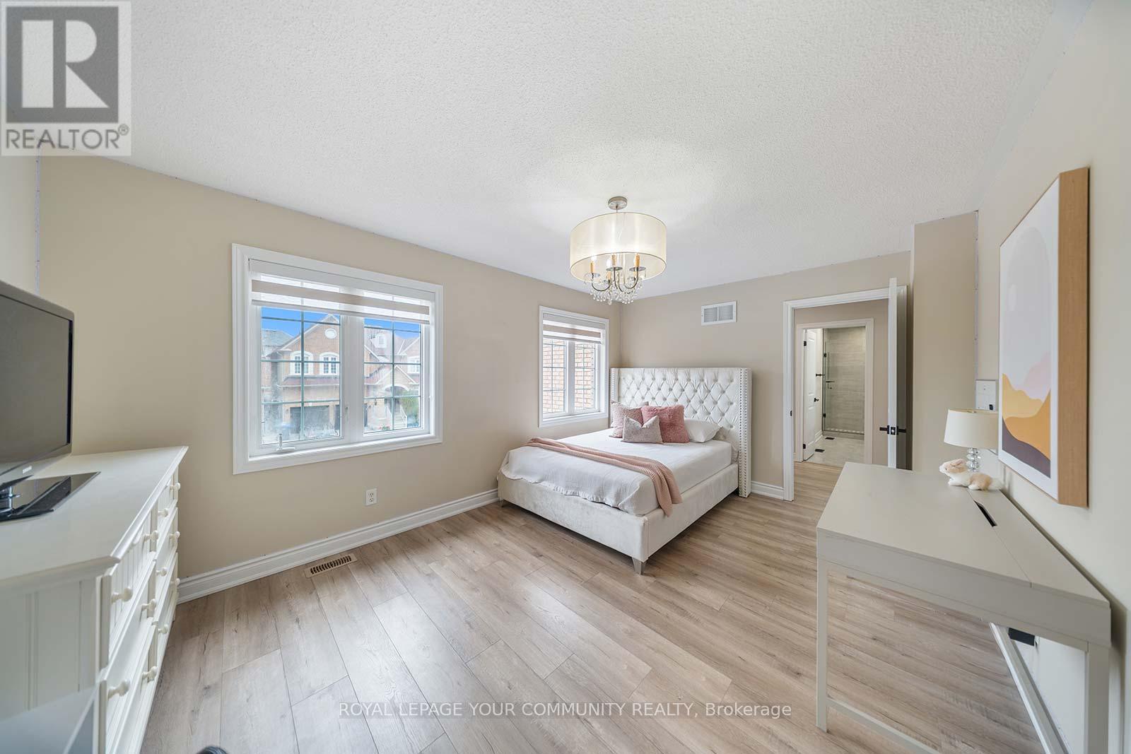 












15 PIKA TRAIL

,
Brampton,




Ontario
L6R2Y1

